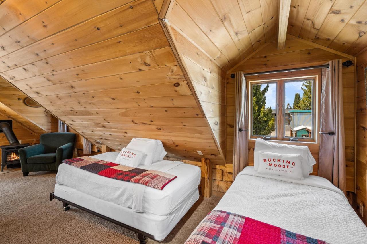 The Bucking Moose Hotel West Yellowstone Exterior photo